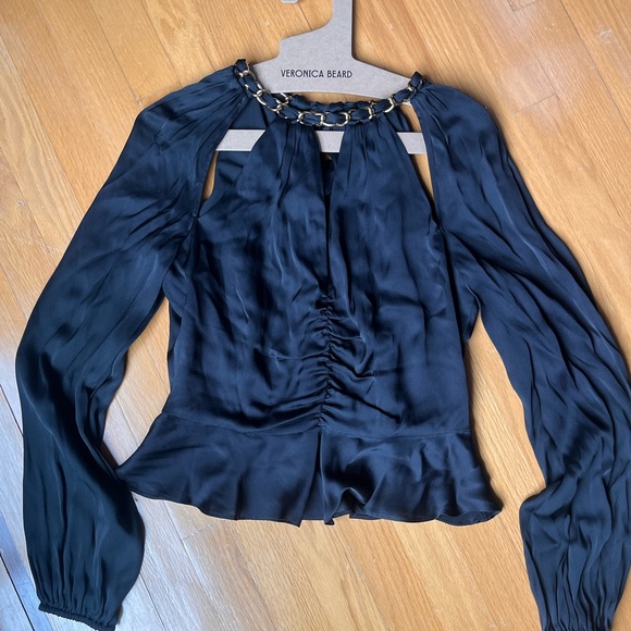 NWT Veronica Beard Yulita chain cut-out top, black, size 6 - Picture 4 of 9